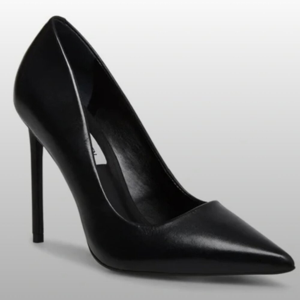 Steve Madden Vala Black Leather Heel